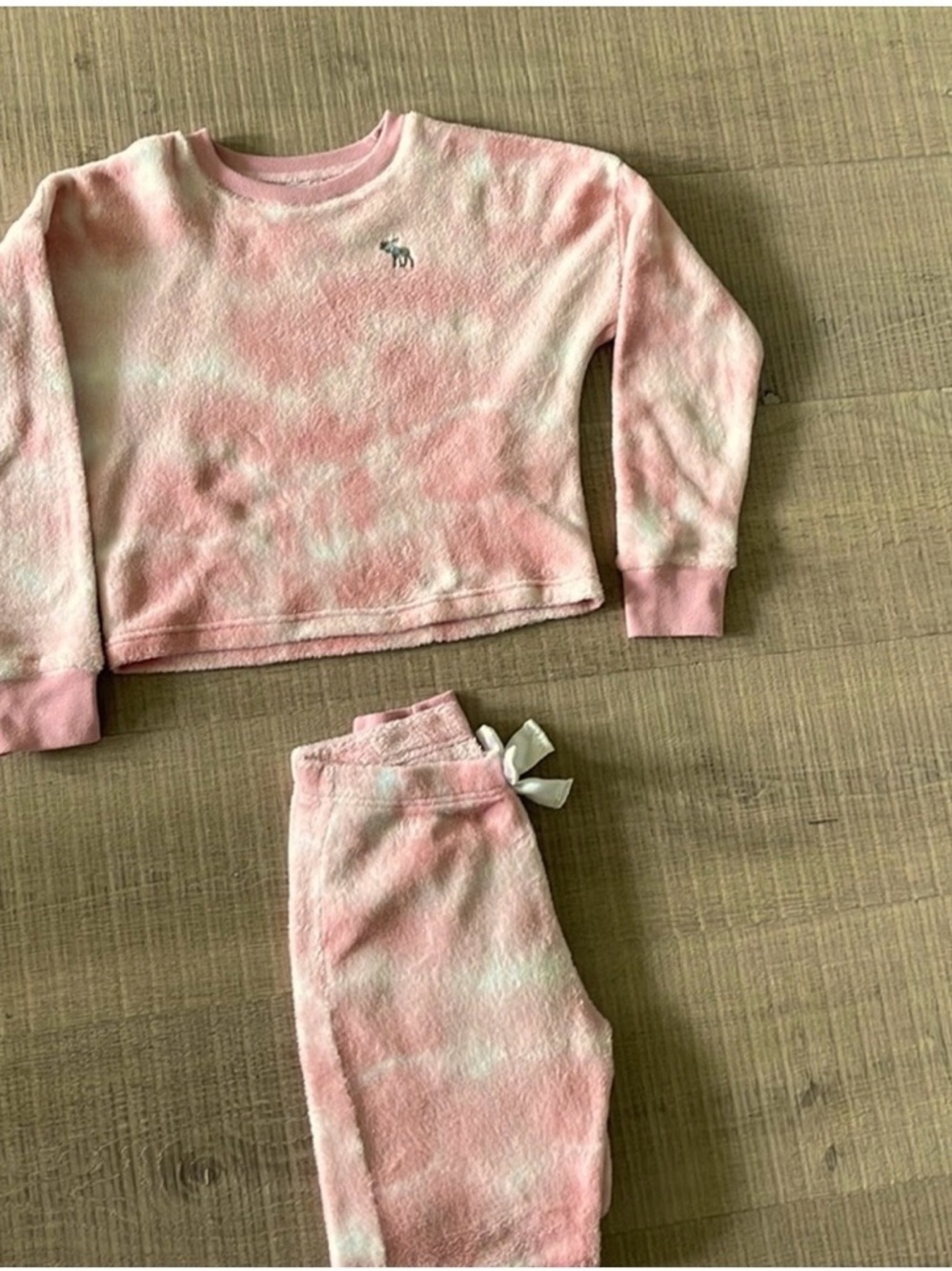 Abercrombie Kids Girls Pink Tie Dye Fuzzy Pajama Set Size 11/12 Cozy Loungewear